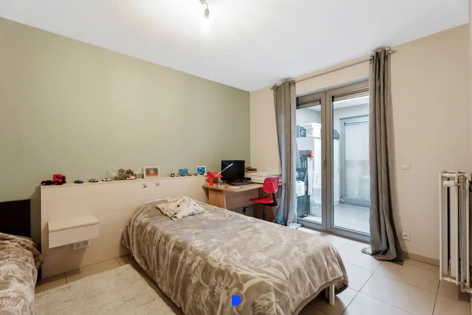 Ruim gelijkvloers appartement met terras. foto 7