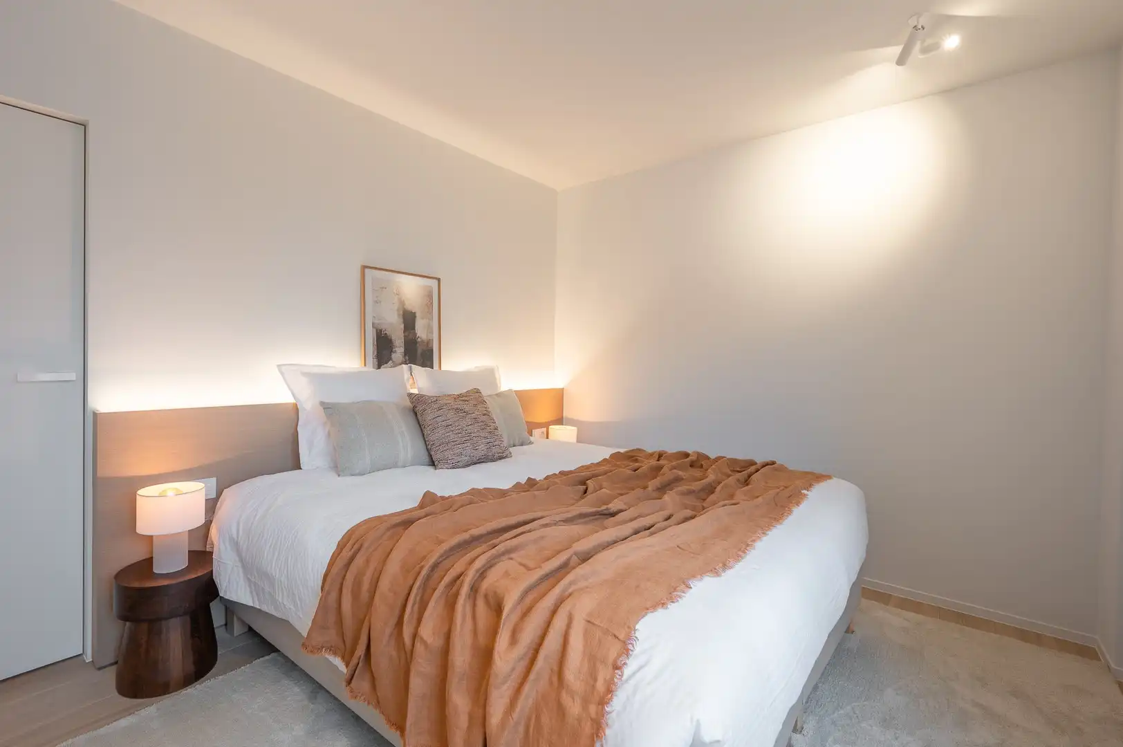 Luxueus gerenoveerd hoekappartement met zeezicht vlakbij de wandeldijk in het Zoute. foto 16