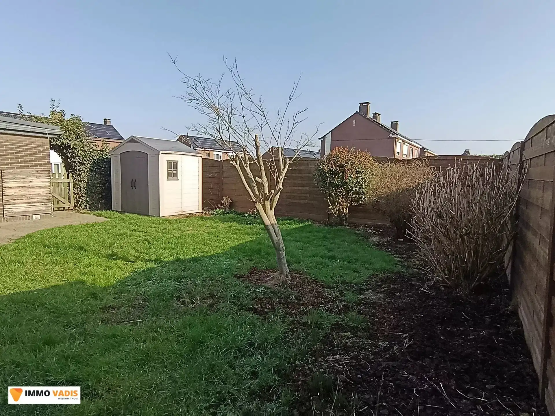 Gezinswoning met tuin, 3 slaapkamers en garage foto 11