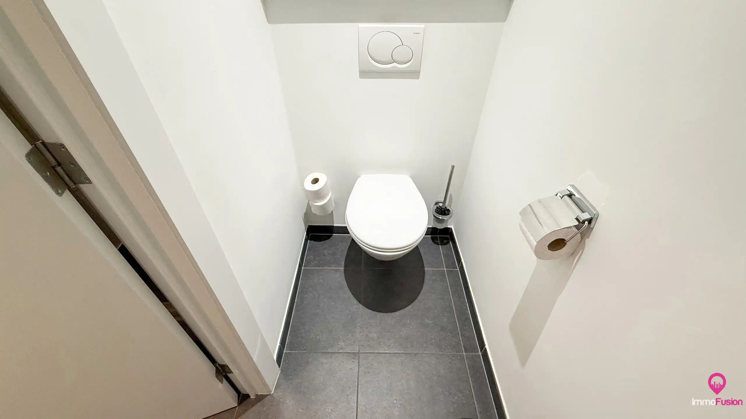 Veelzijdig industrieel pand met ruime woonst en zonnepanelen foto 16