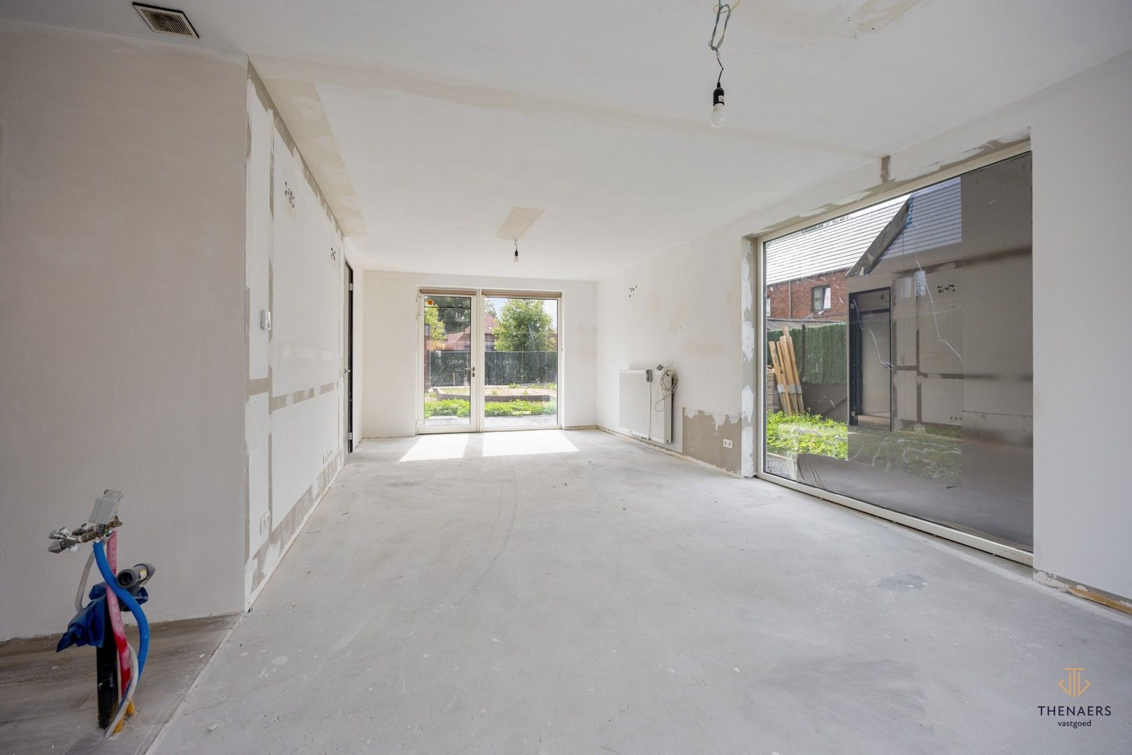Moderne half‑open bebouwing met 3 slaapkamers op een rustige ligging. foto 5