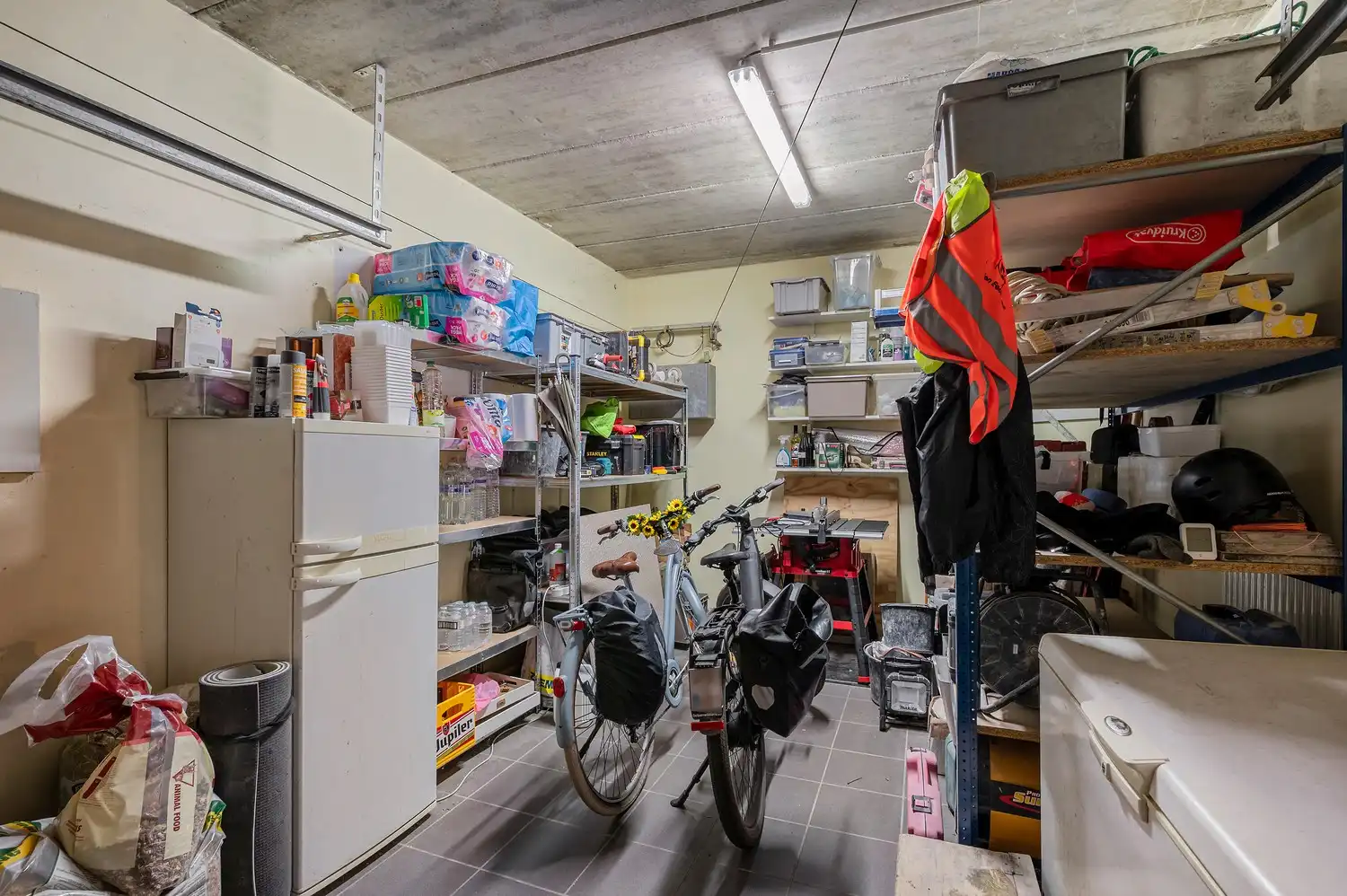 TE KOOP | Ruime halfopen bebouwing met tuin in Booischot. foto 14