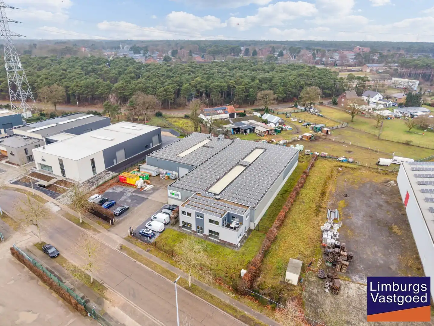 Industrieel gebouw,1.696m², met kantoren 120m² + appartement 120m², Genk-Zuid foto 38