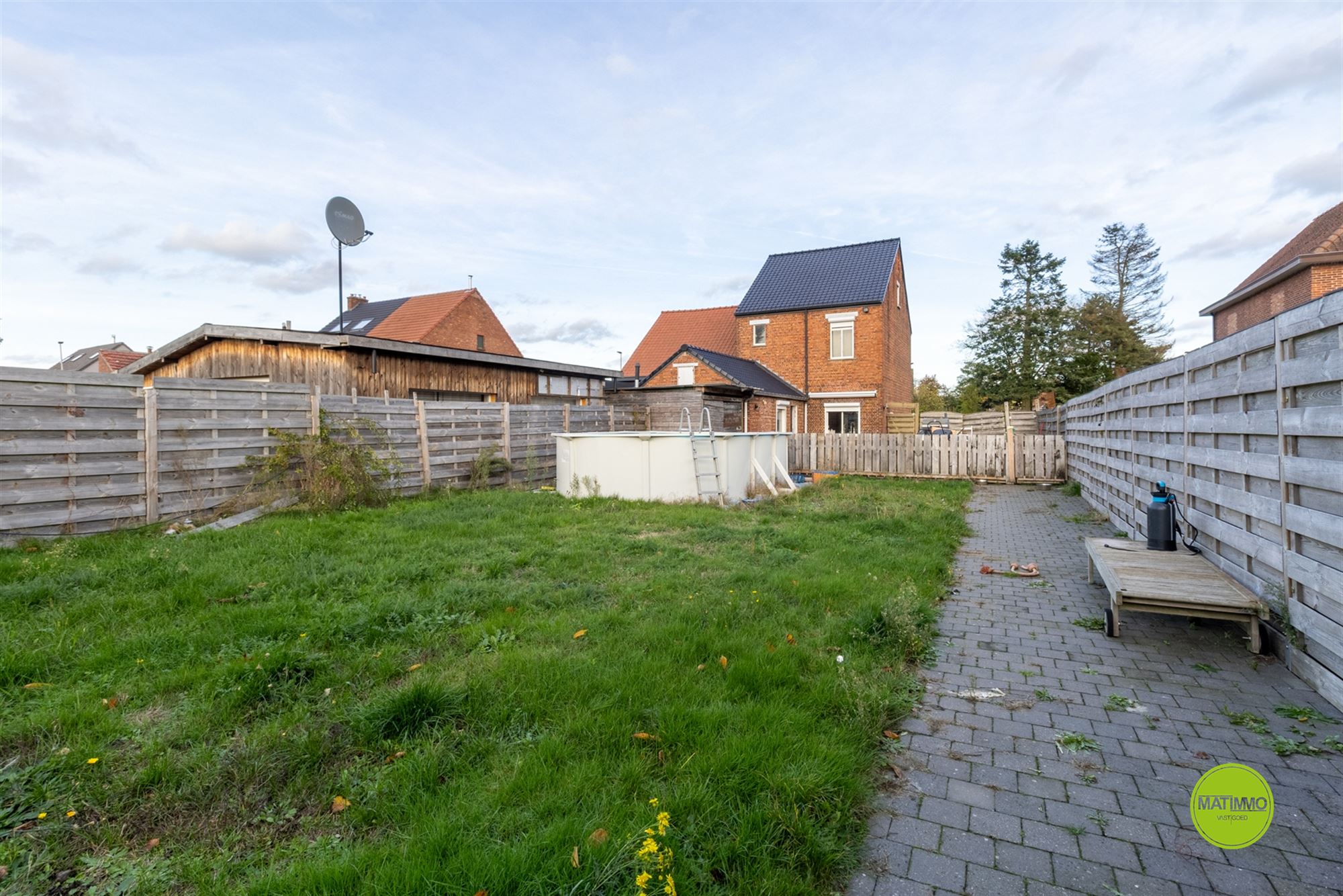 Charmante, halfopen bebouwing met 3 slaapkamers in Beringen foto 2