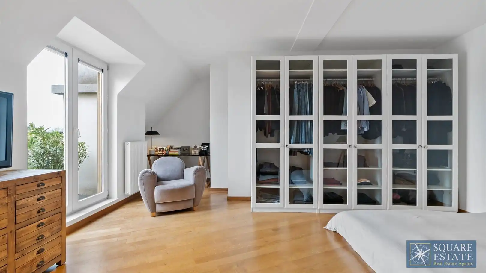 Charmante duplex gelegen op de prachtige Marktplein foto 10