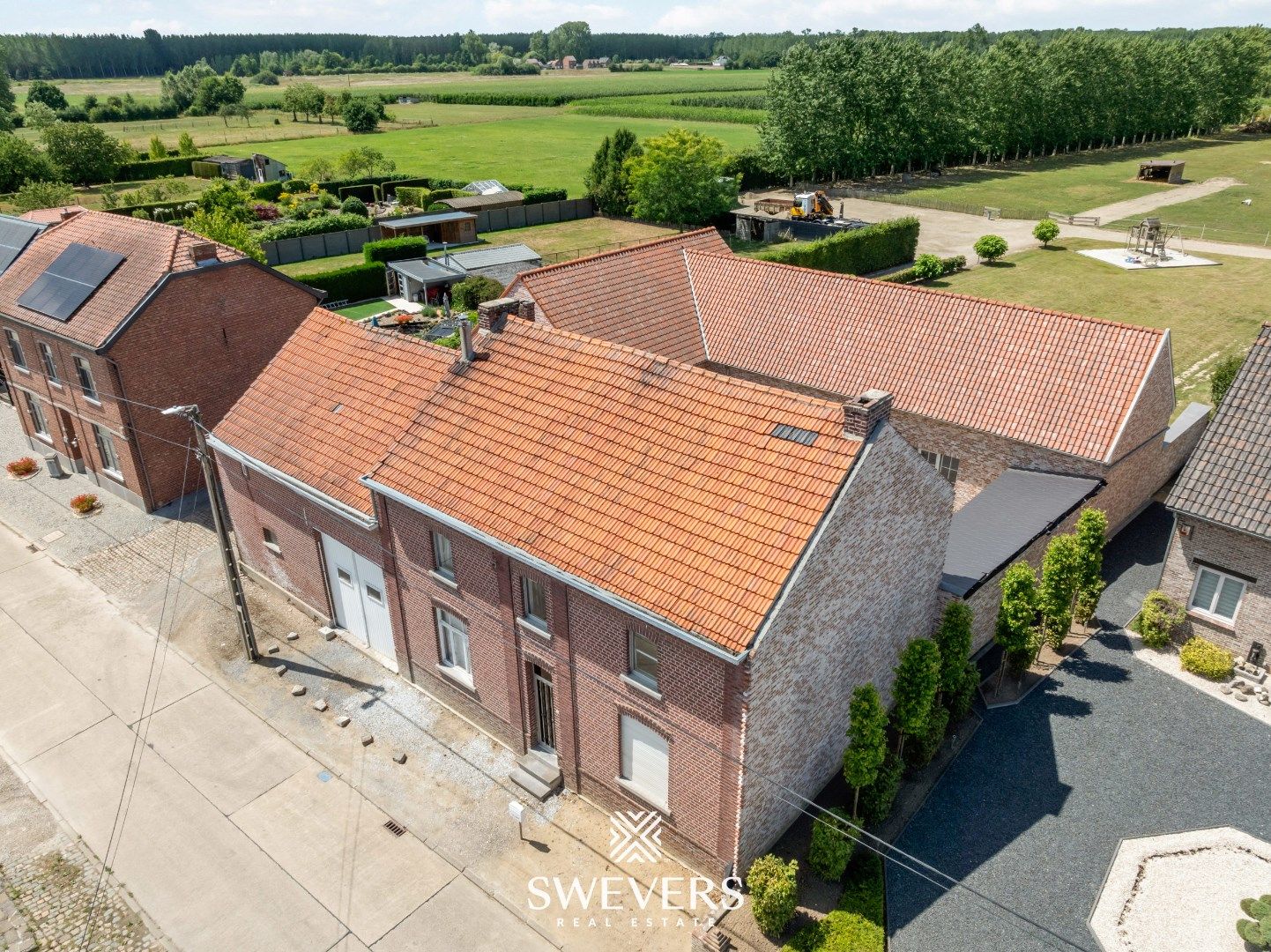Authentieke hoeve met casco uitbreiding op 2 ha foto 36