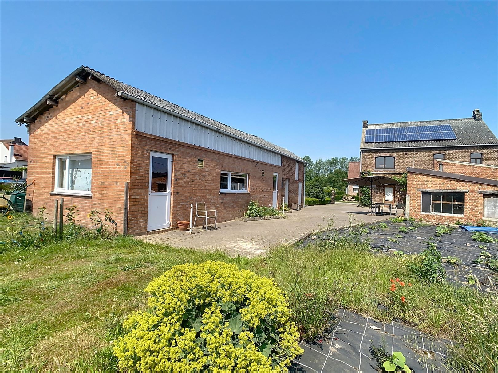 Ruime landelijke woning, bijgebouw, tuin en weide, 75a 79ca foto 7