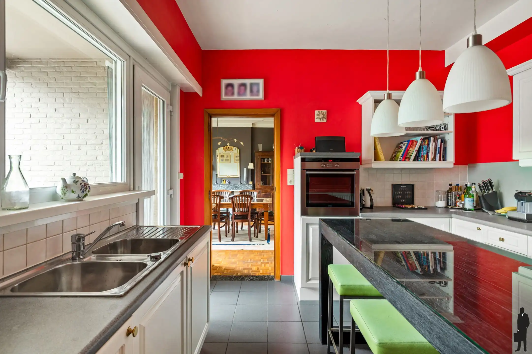 Charmante villa met 4 slpks, 2 badks en tuin met privacy foto 23