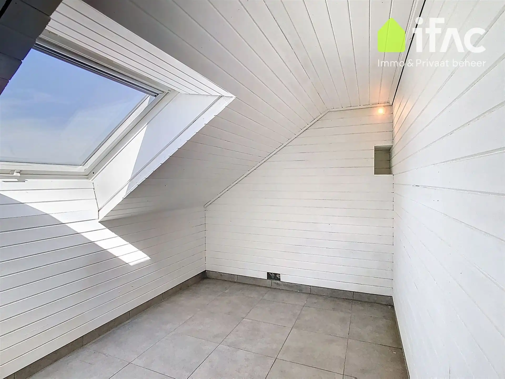 Triplex: 2 badk., 2 terrassen, parking foto 27