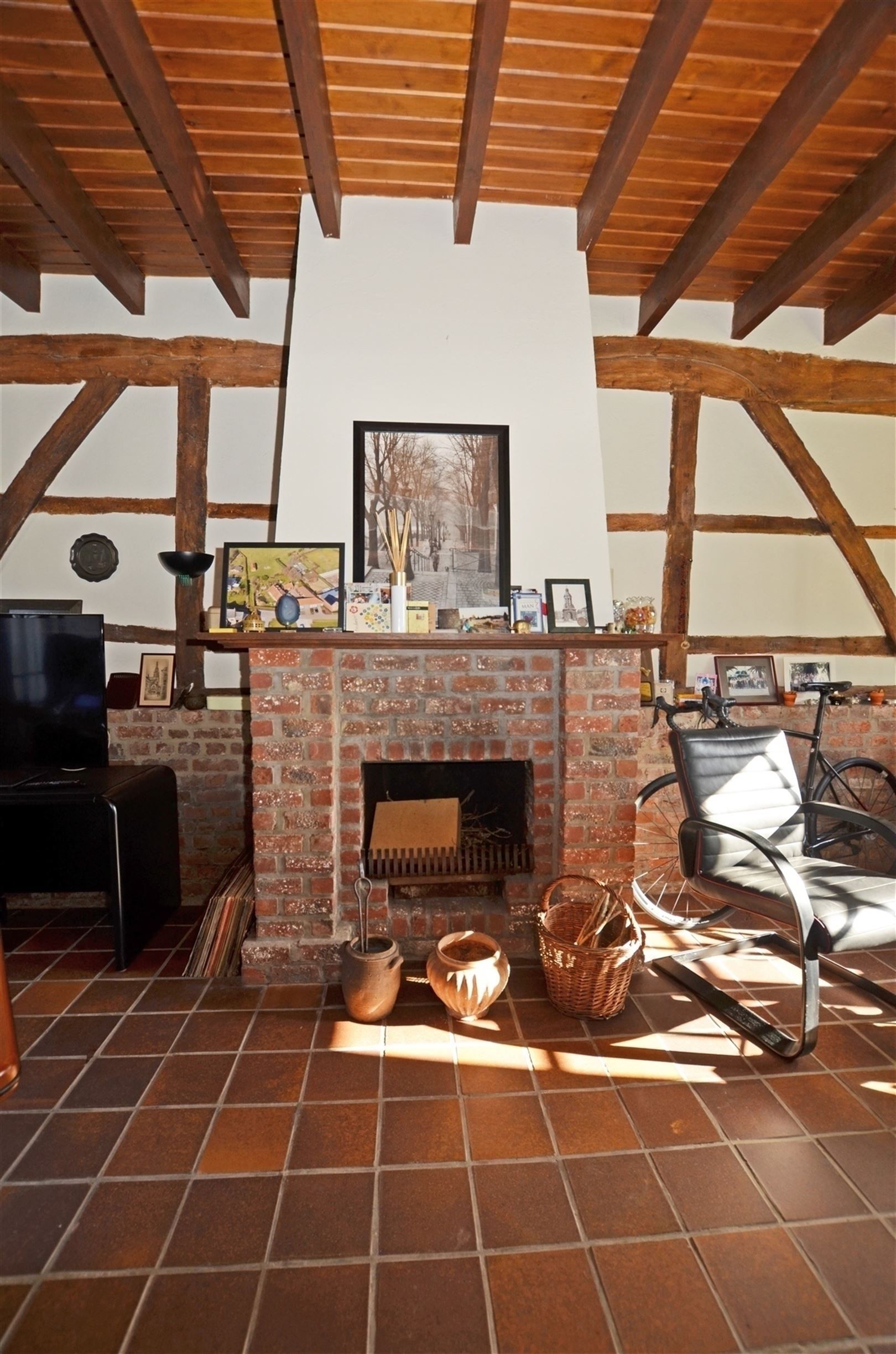Landelijk gelegen vierkantshoeve op ±1.4Ha foto 25