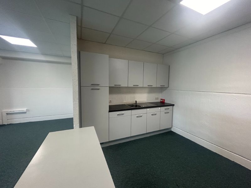 Kantoor van 213 m² op toplocatie Mariakerke (Gent) foto 8