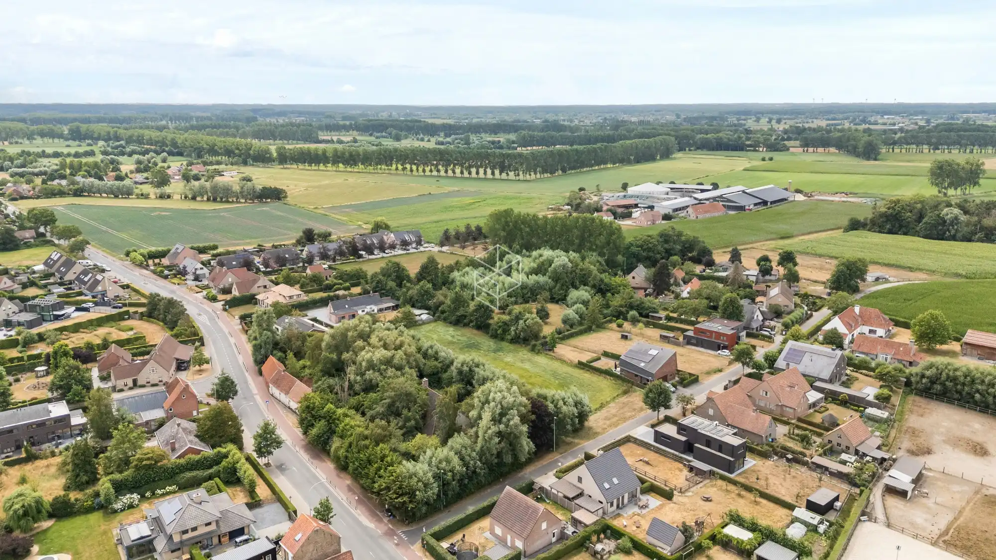 Centraal gelegen gelijkvloerse woning met royale tuin op 1656m² foto 7