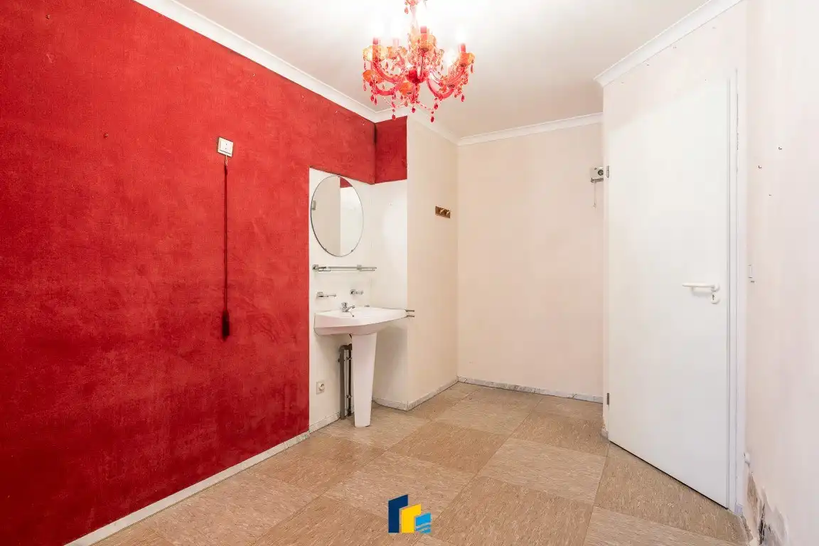 Ruim 2 slpk-appartement met zonnig terras foto 23