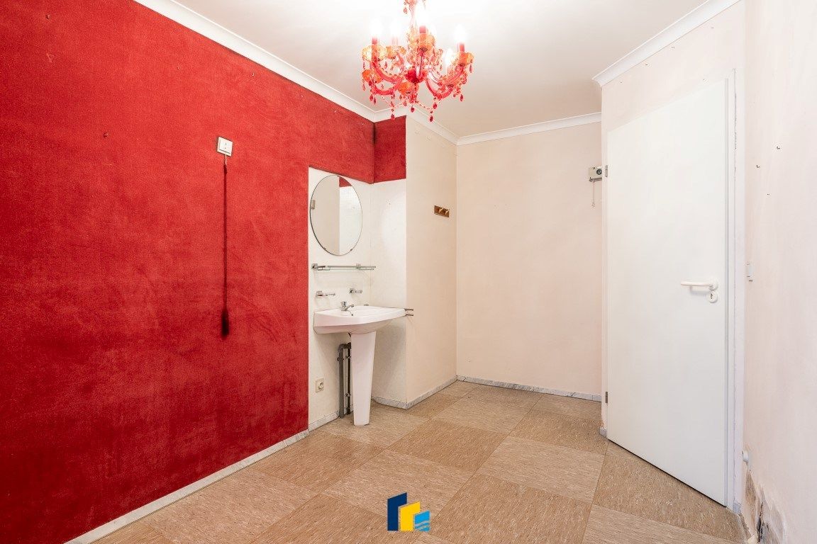 Ruim 2 slpk-appartement met zonnig terras foto 23