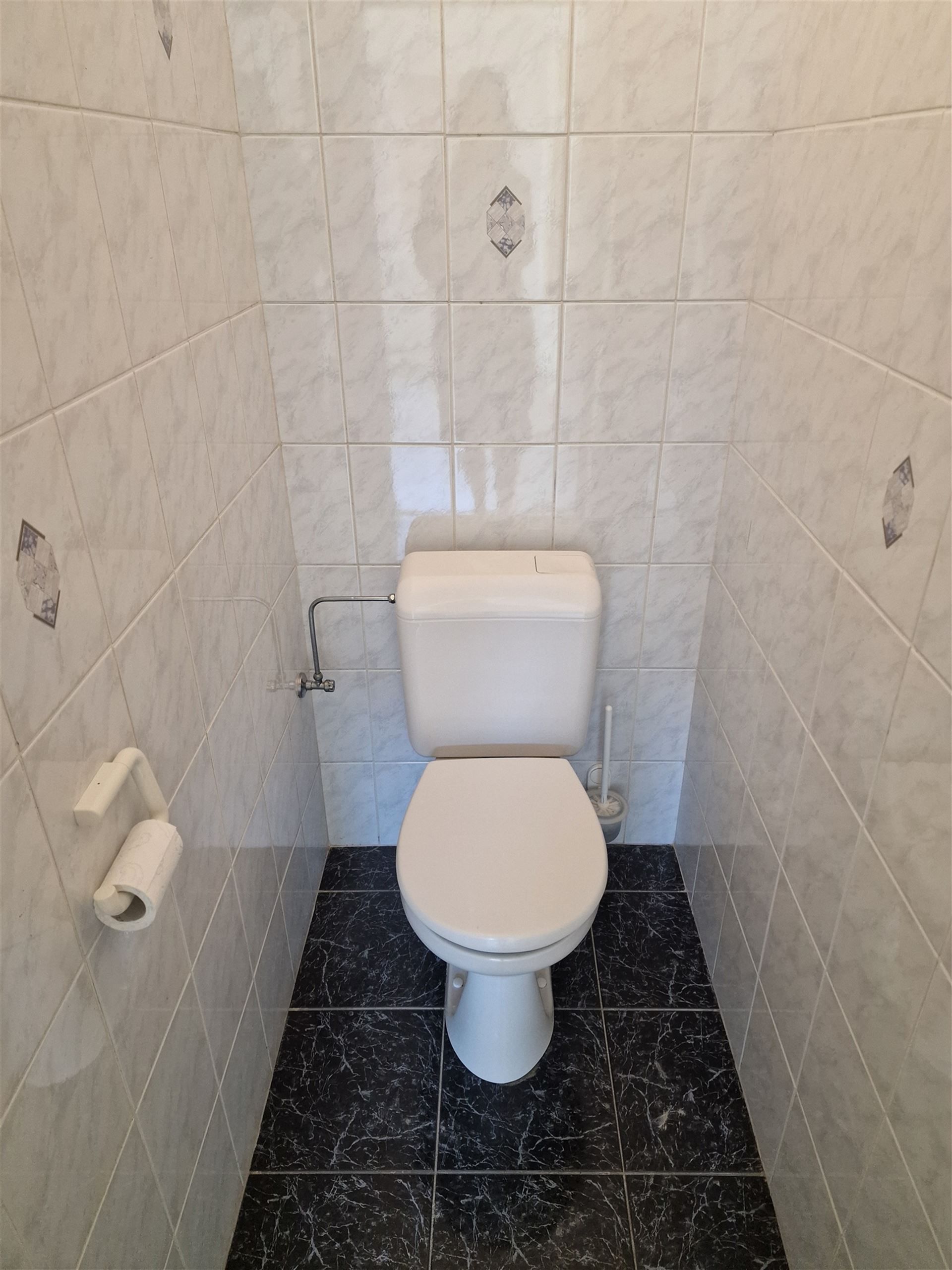 RUIM HANDELSPAND MET GROTE STOCKAGERUIMTE foto 7
