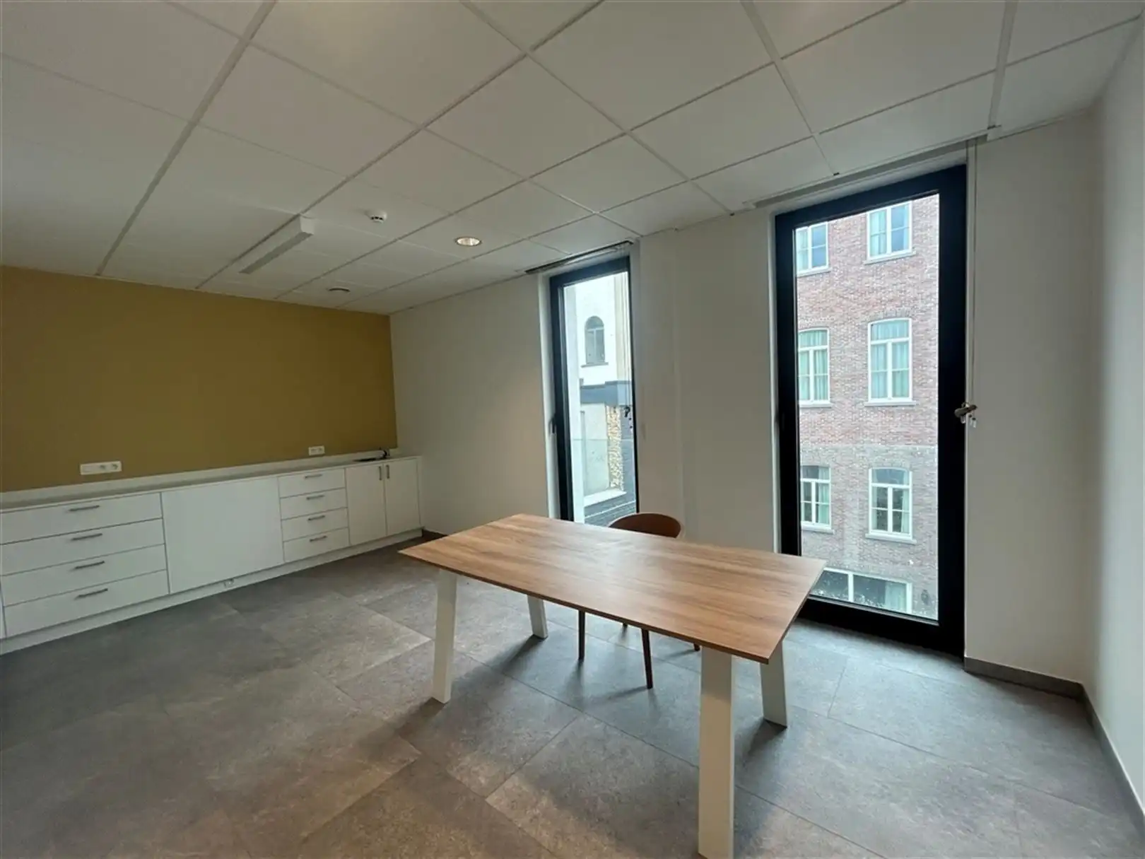 Kantoorgebouw foto 11