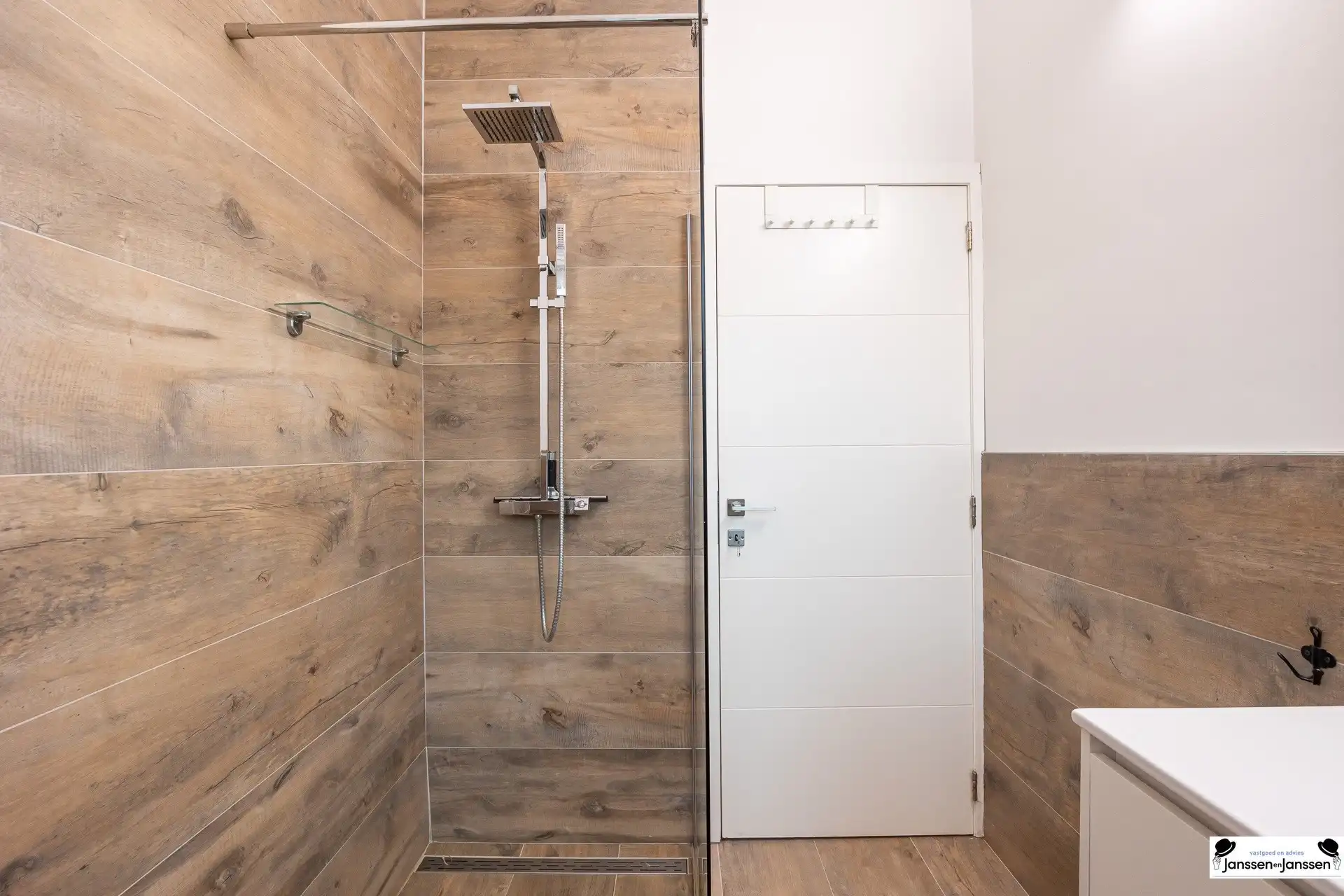 Energiezuinige woning op een top locatie in Merksem! foto 16