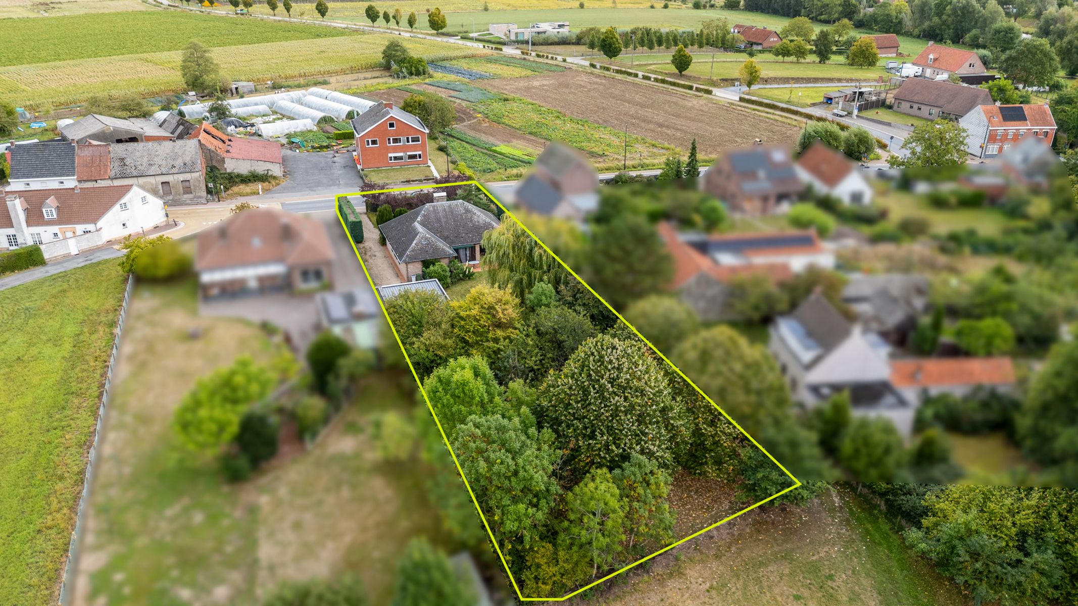 Scheldewindeke: woning met 3 kamers, 2 garages en grote tuin foto 15