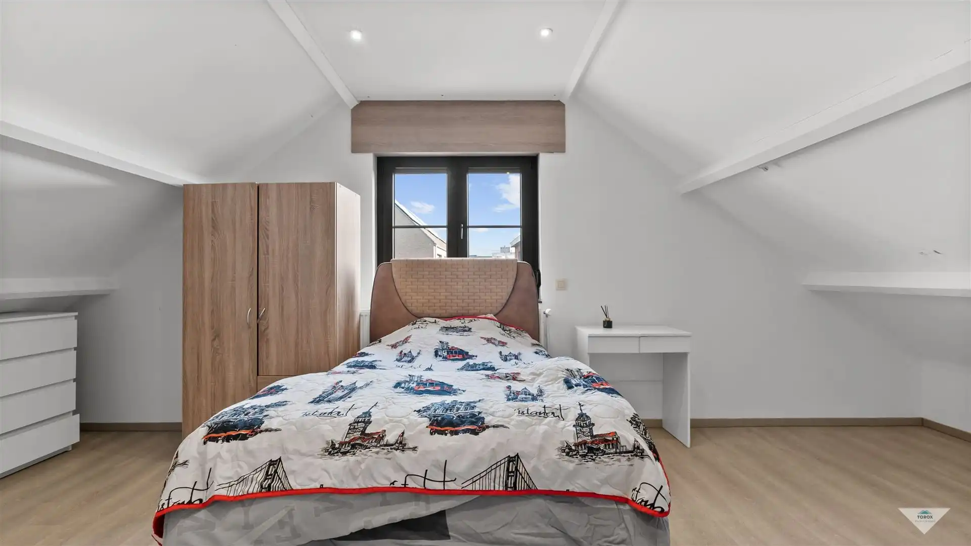 Ruime, instapklare woning met centrale ligging foto 17