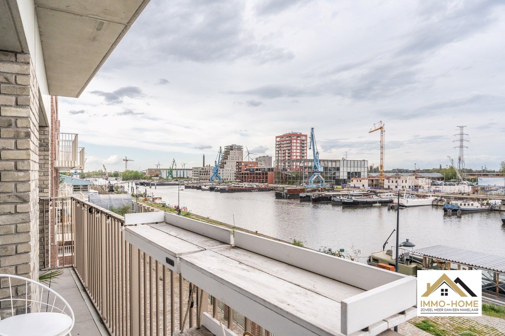 Nieuwbouw appartement met zicht op dokken te Gent foto 20