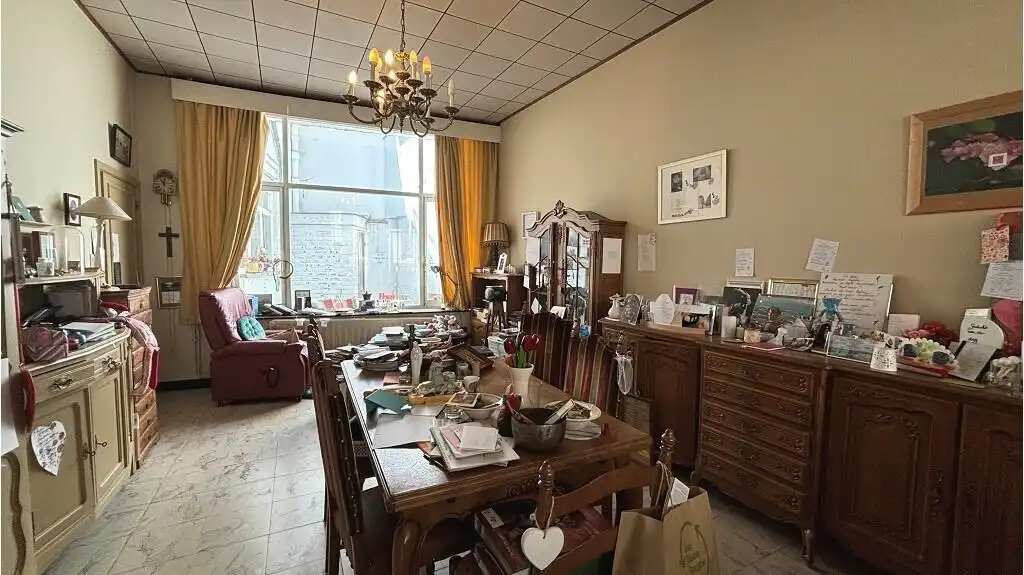 Comfortabele 3-slaapkamerwoning met Terras te koop in Brugge foto 5