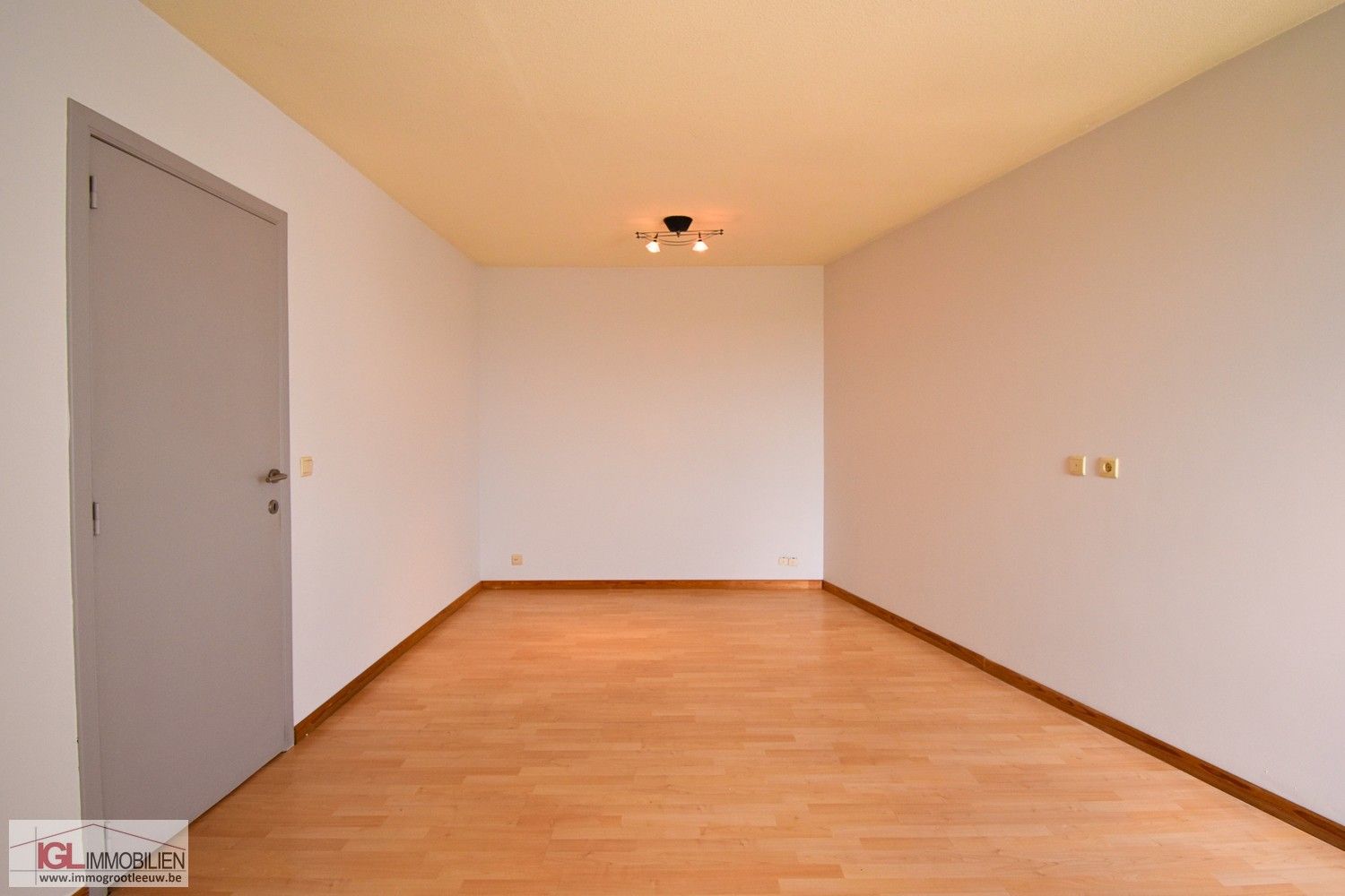 Ruime & energiezuinige woning met 4 slaapkamers, zuidgerichte buitenruimtes en 3 staanplaatsen nabij het centrum van Vlezenbeek foto 19