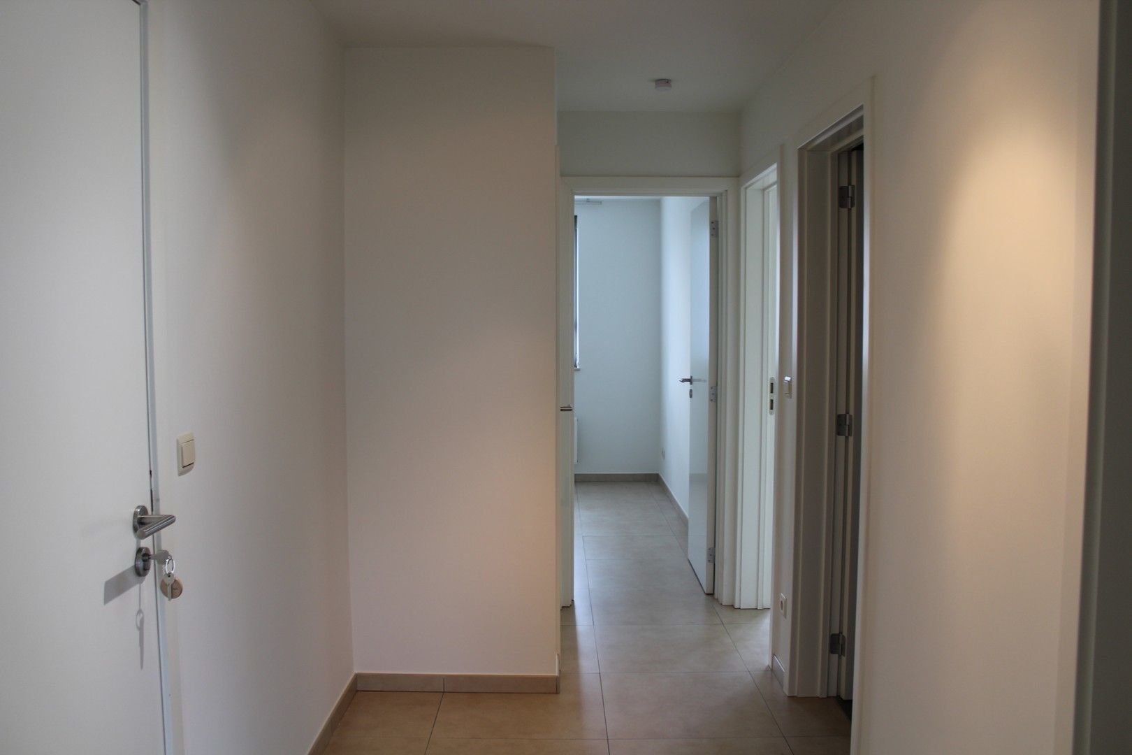 Instapklaar appartement in Residentie " De 4 eiken" foto 2