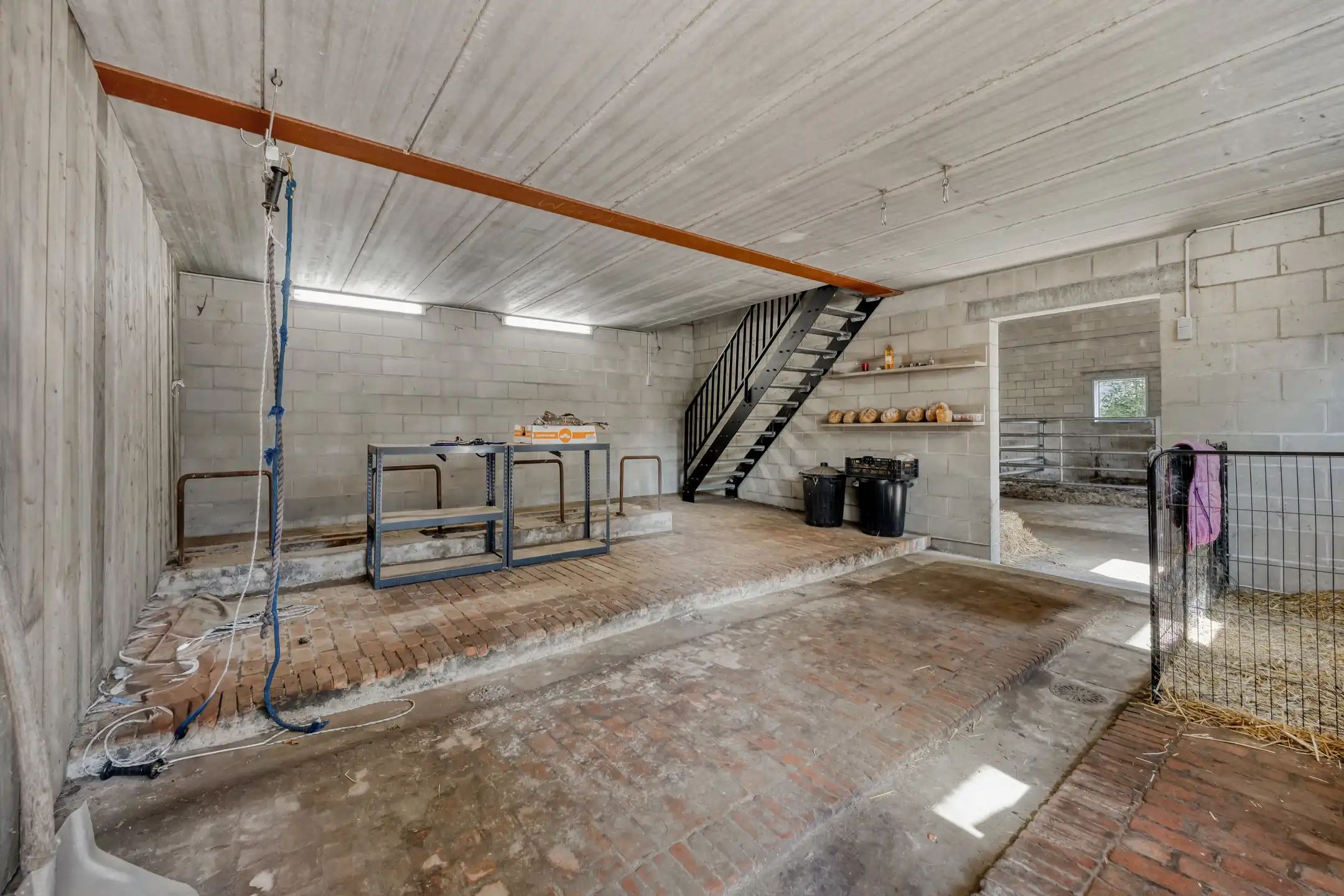 Unieke hoeve op een domein van maar liefst 8,56 Ha foto 14