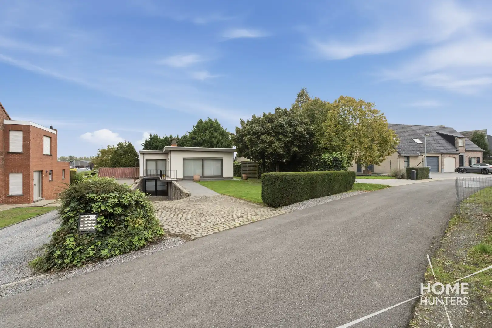 RUSTIG GELEGEN BUNGALOW MET RUIME TUIN EN VEELZIJDIGE KELDERRUIMTE foto 30
