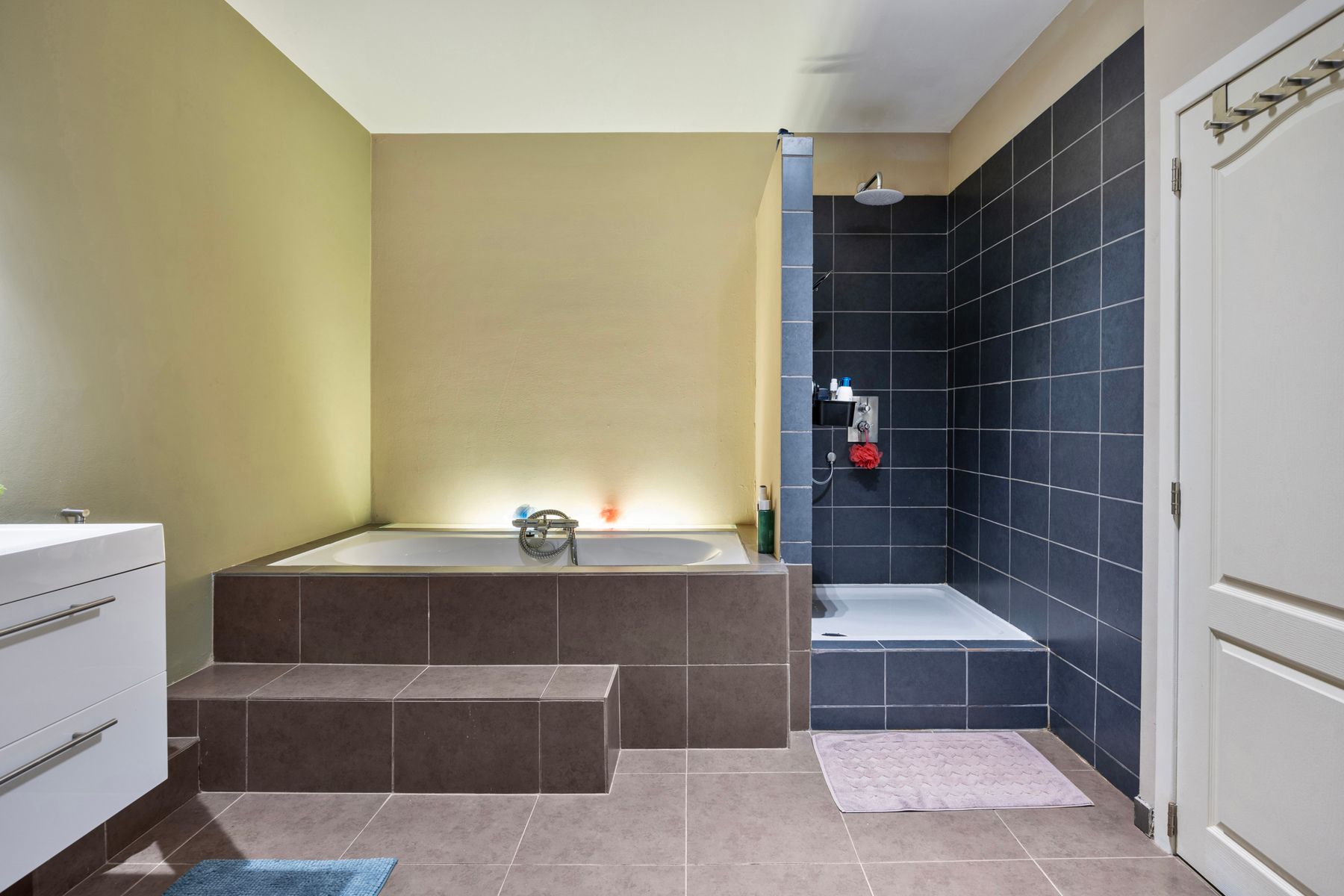 Instapklare en comfortabel appartement te Diest! foto 14