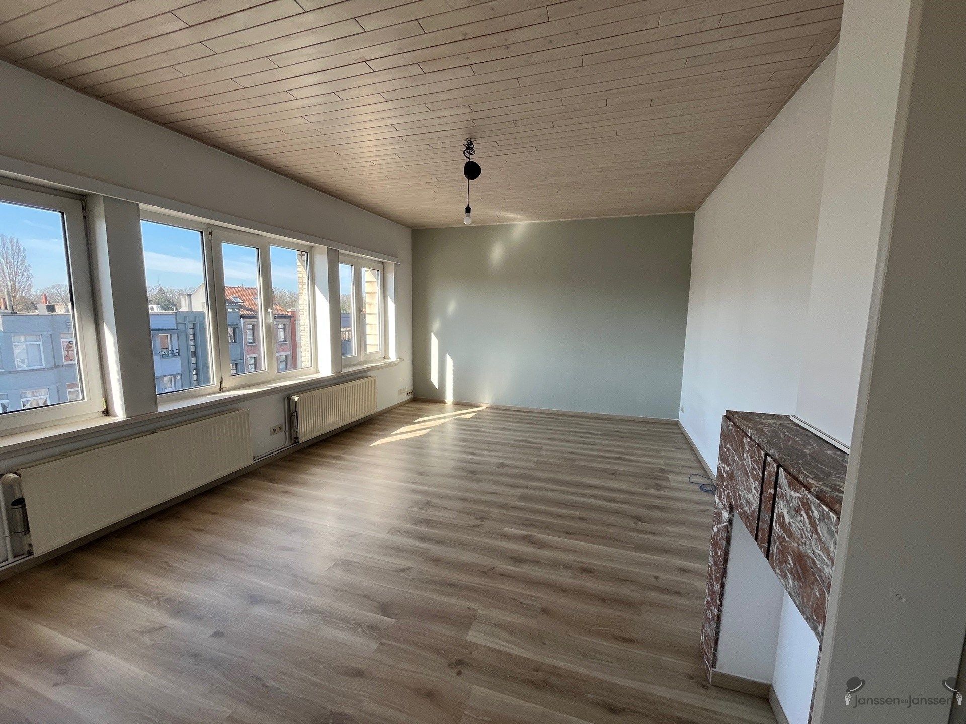 Gezellig appartement met 2 slaapkamers ca. 65m² foto 2