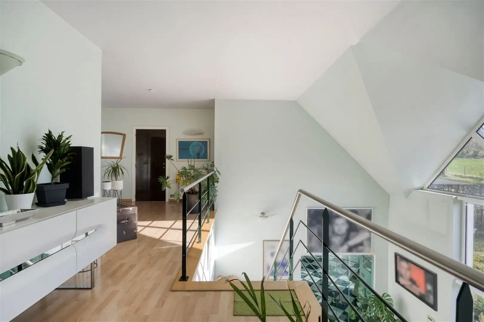 Riante villa voor vrij beroep of kantoor met woonst foto 32