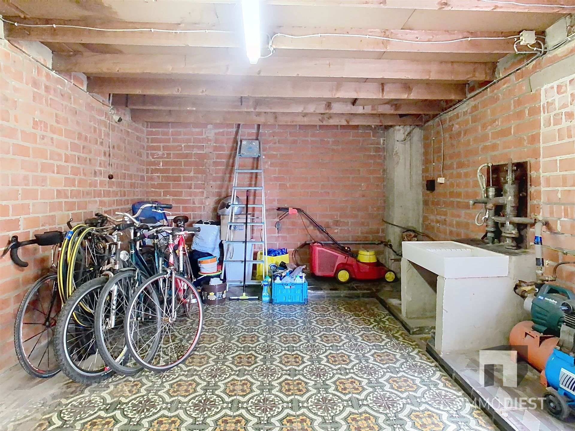 Te moderniseren gezinswoning met 3 slaapkamers op een ruim perceel van 13a 45ca. foto 16