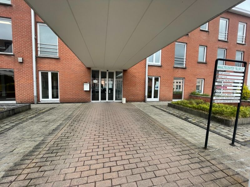 218m² gelijkvloerse kantoorruimte te huur in het Maaltecenter (Blok C) foto 2