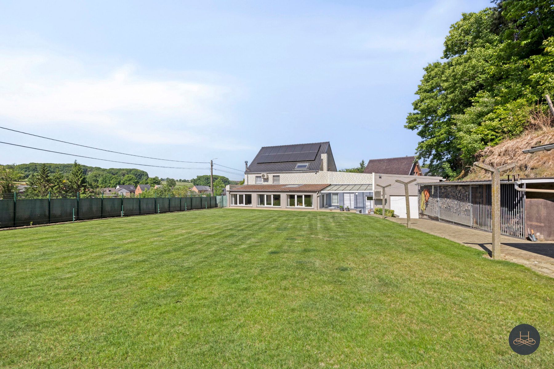 Woning met ruime loods op royaal perceel foto 30
