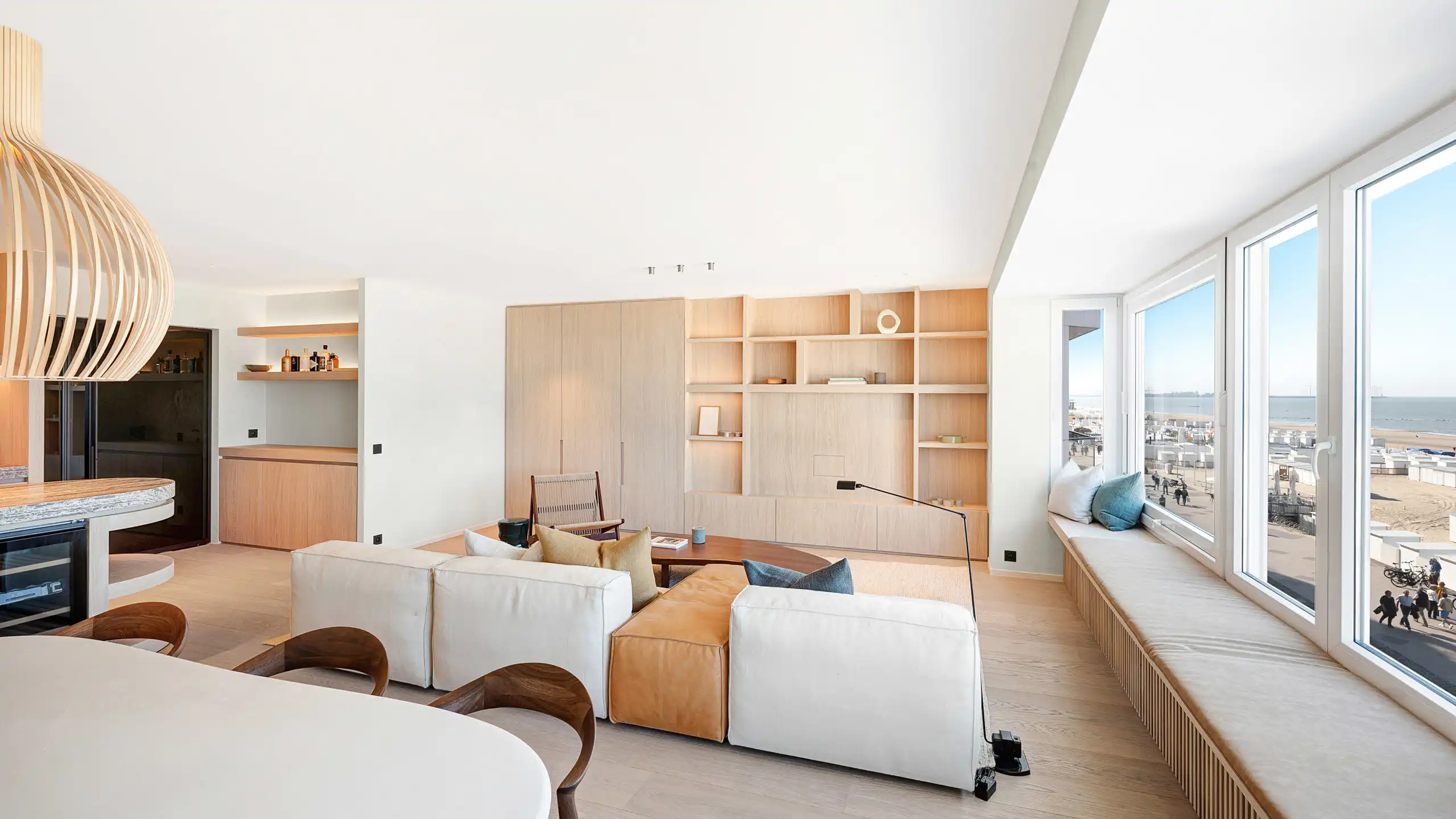 Exclusief appartement met frontaal zeezicht op topligging foto 3