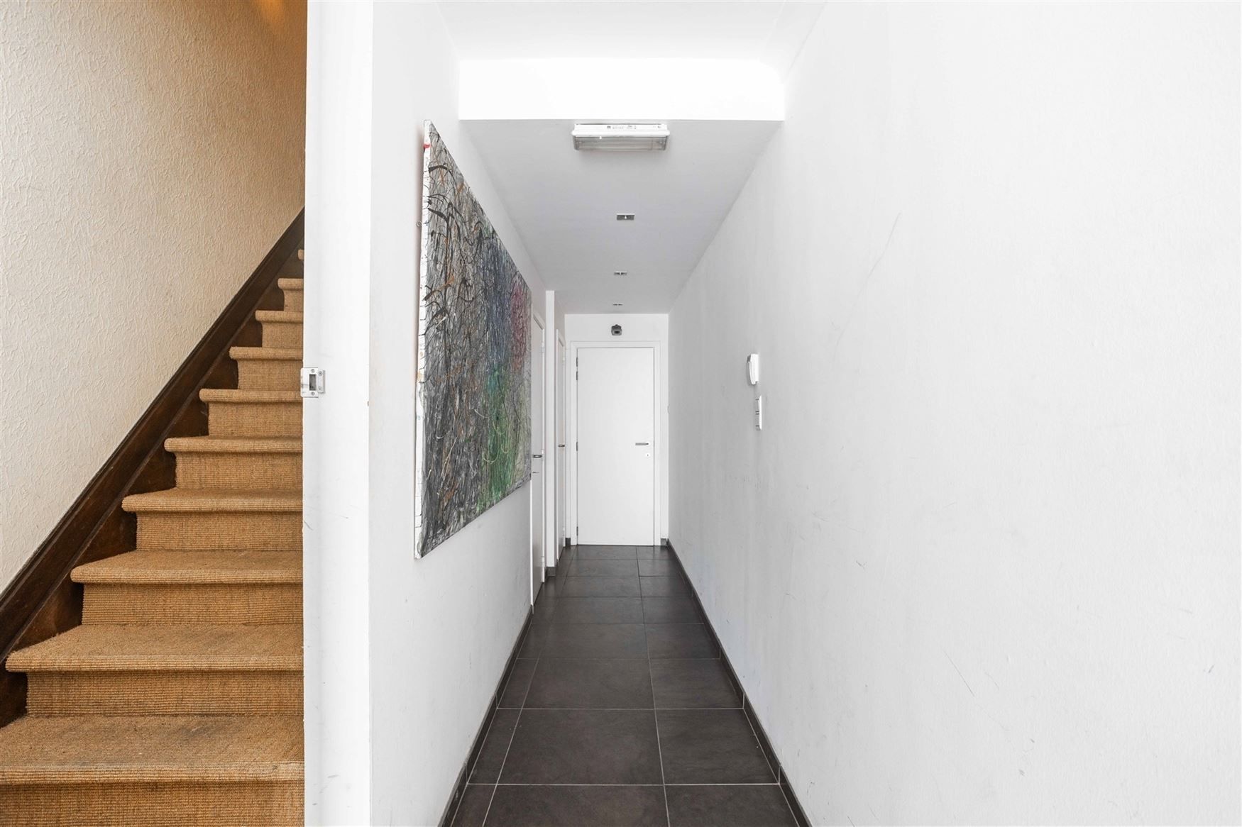 Unieke woning met terras en karaktervolle details. foto 4