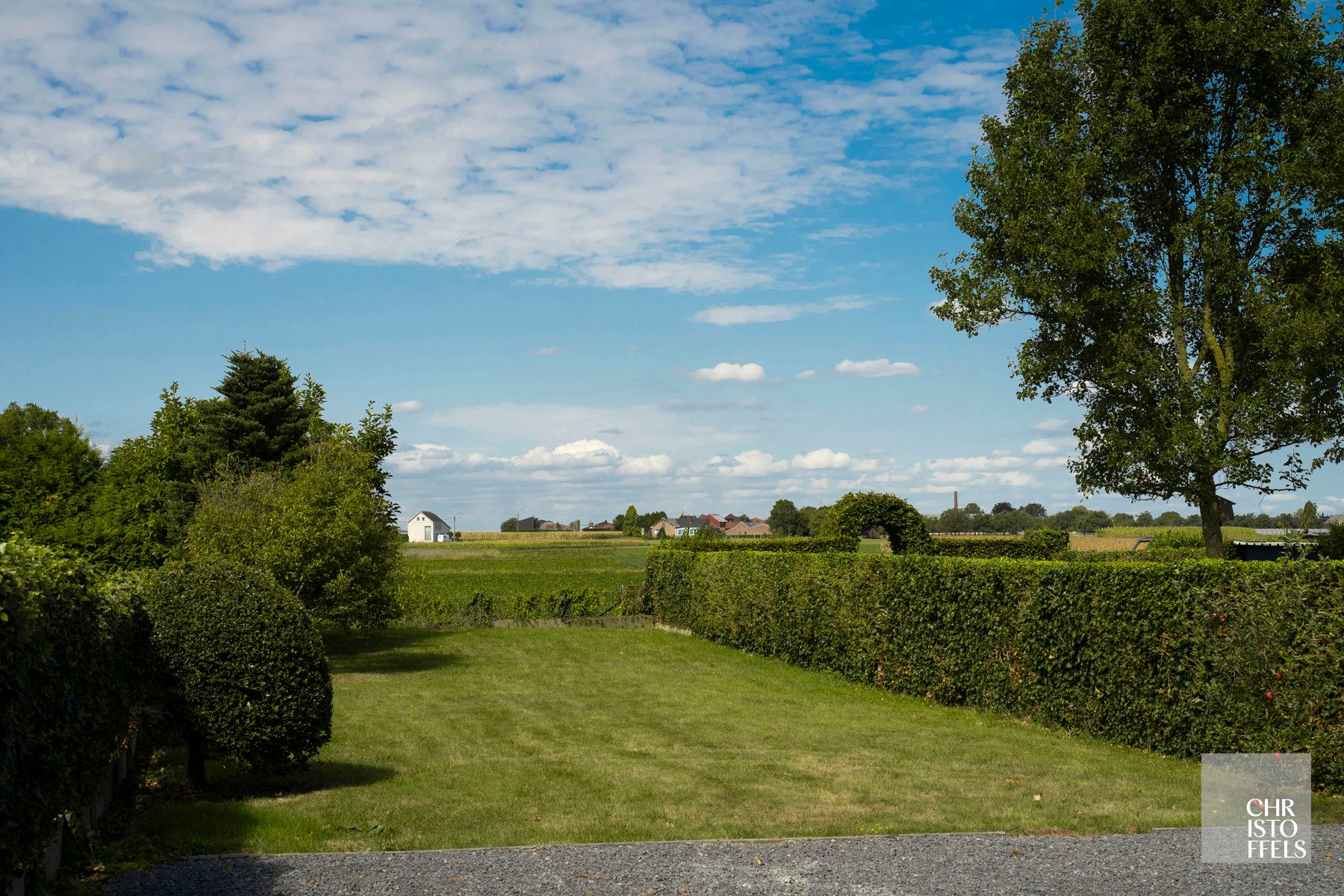 Gerenoveerde gezinswoning met tuin, op 5 min van Maastricht! foto 17