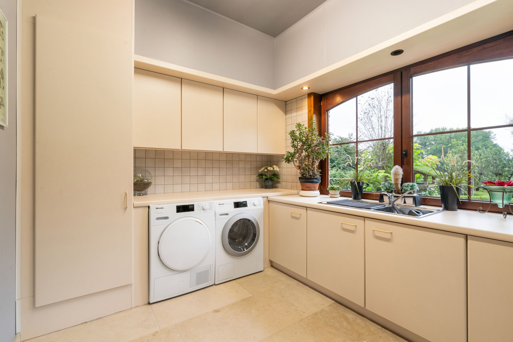 TE KOOP - BLAKMEERSVILLA met 4 slaapkamers en 2 badkamers foto 10