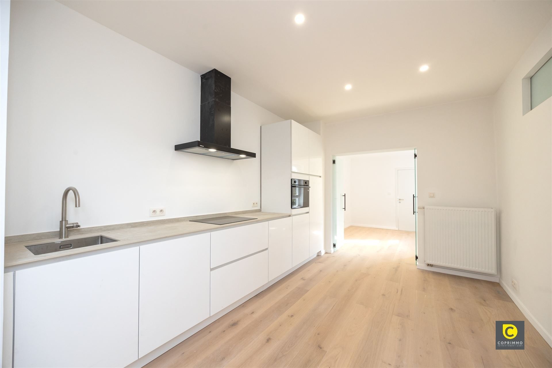 Recent gerenoveerd appartementsgebouw op toplocatie! foto 13