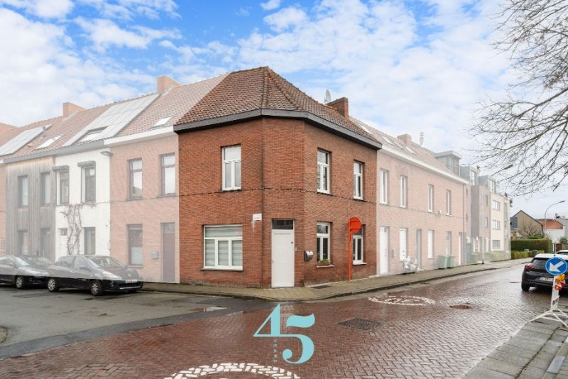 Instapklare woning in het bruisende Gentbrugge foto 14