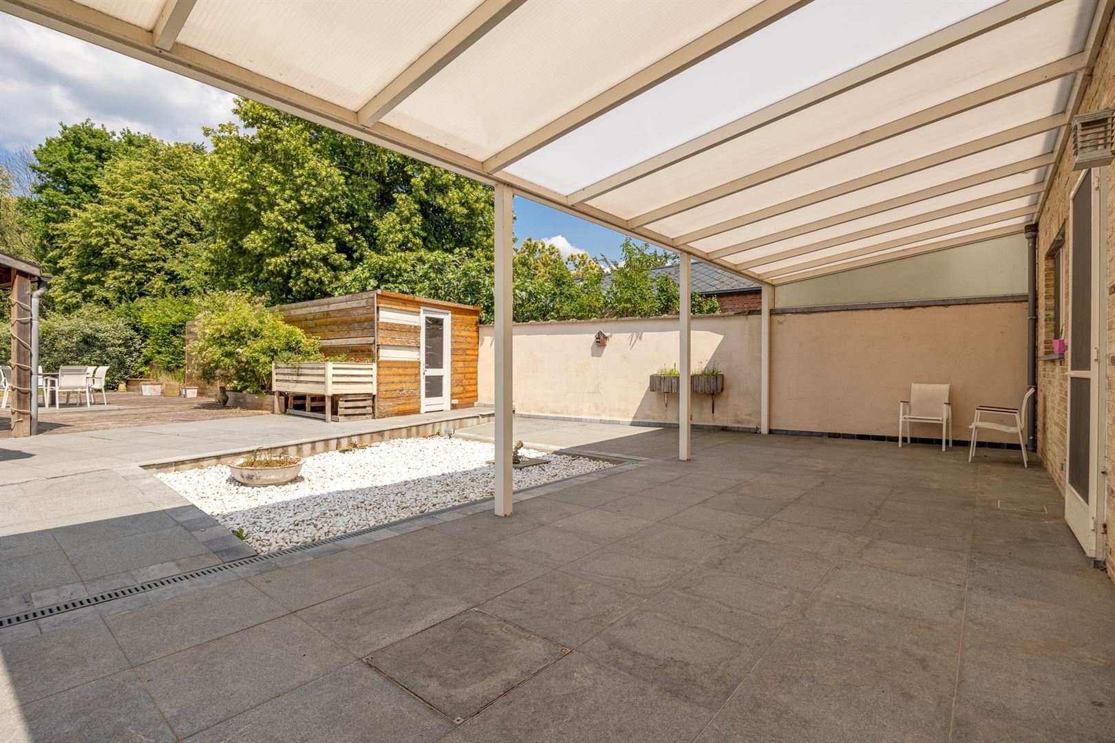 Een bijzondere woning op een bijzonder rustige locatie. foto 25