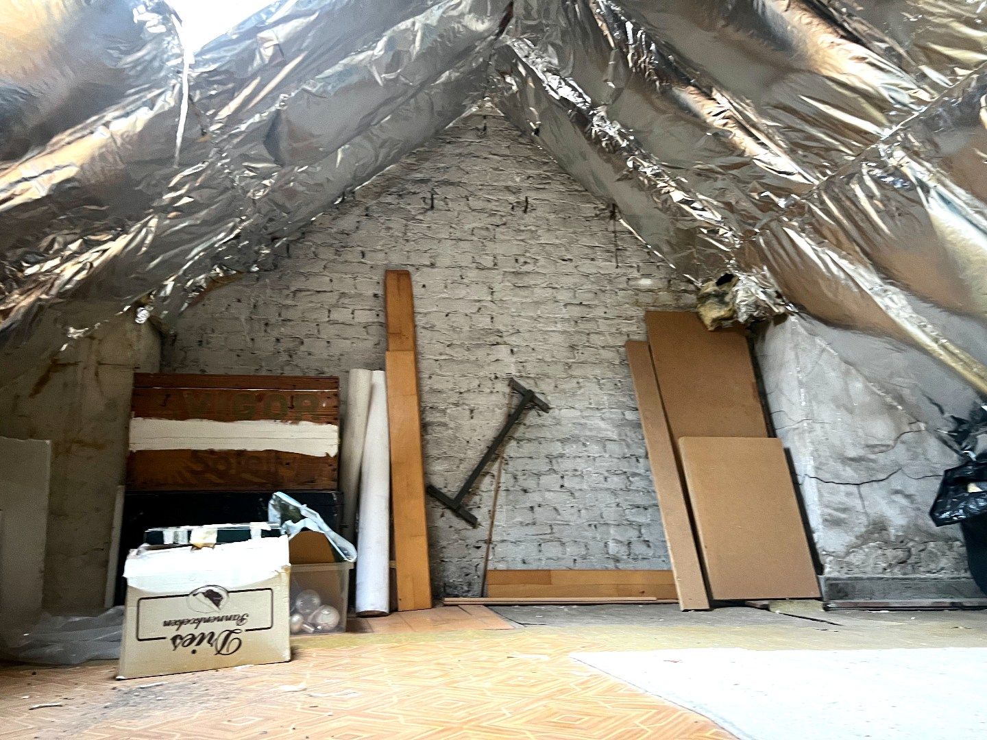Charmante gezinswoning in hartje Harelbeke – een ideale starterswoning of slimme investering! foto 18