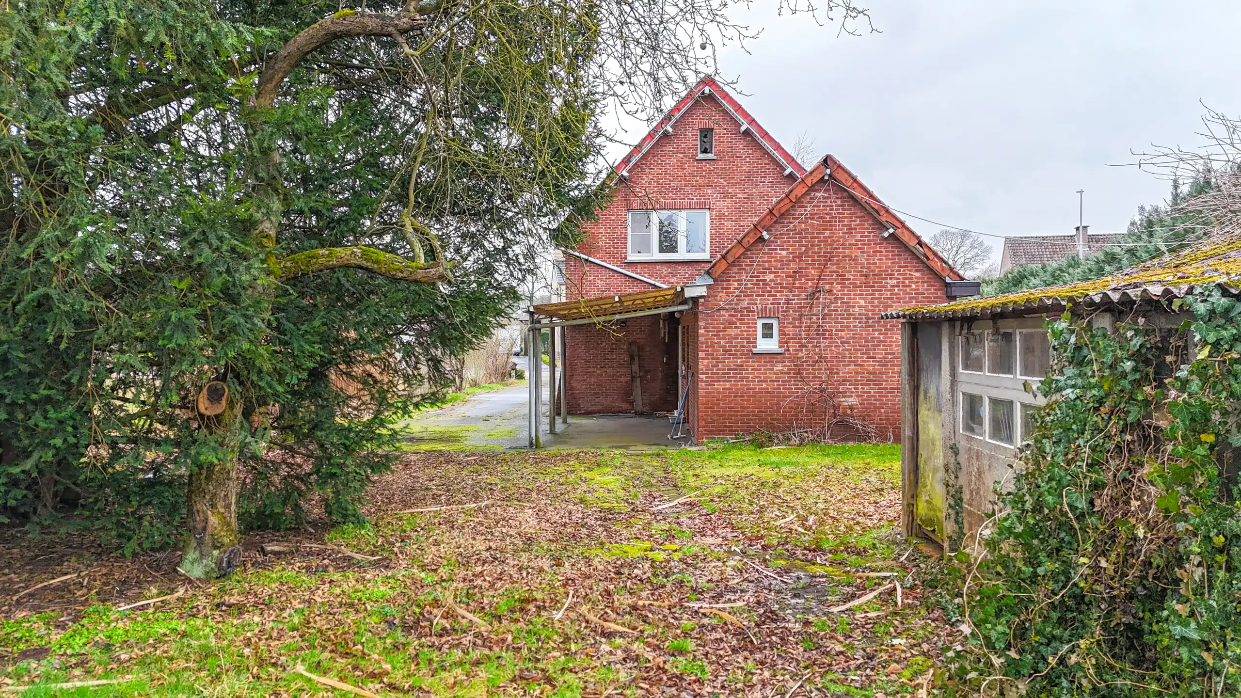 Open bebouwing met 3 slpks op ruim perceel nabij bos! foto 29