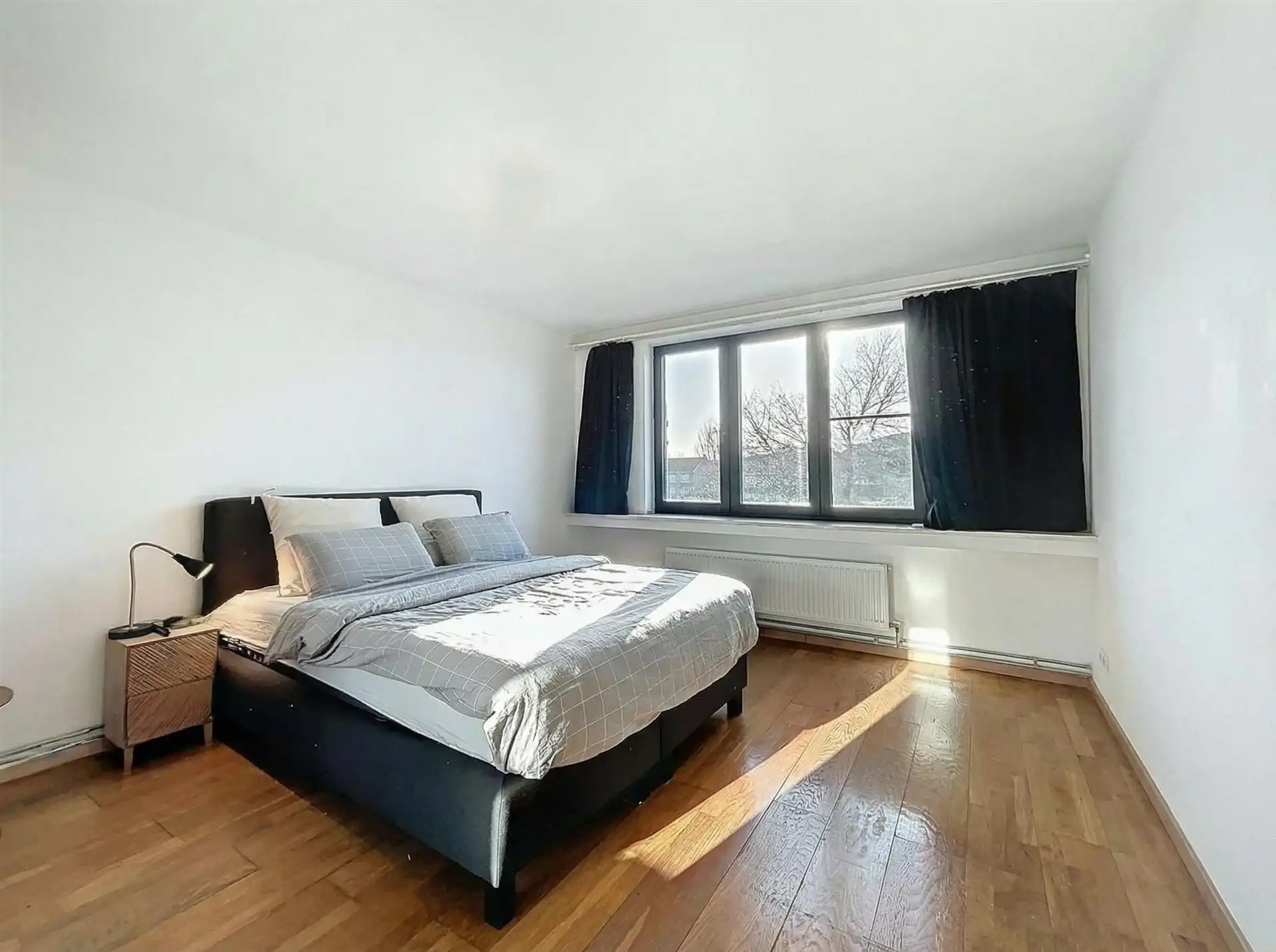 Instapklare ruime woning met grote garage op perceel van 359m² foto 10