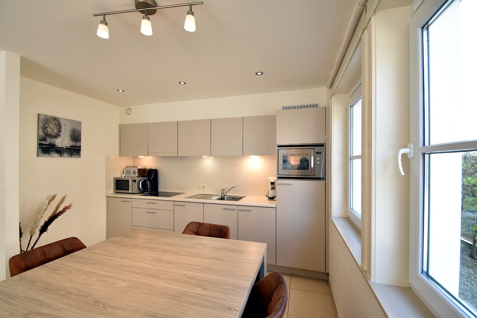 Instapklaar gelijkvloers appartement in het hart van De Haan foto 5