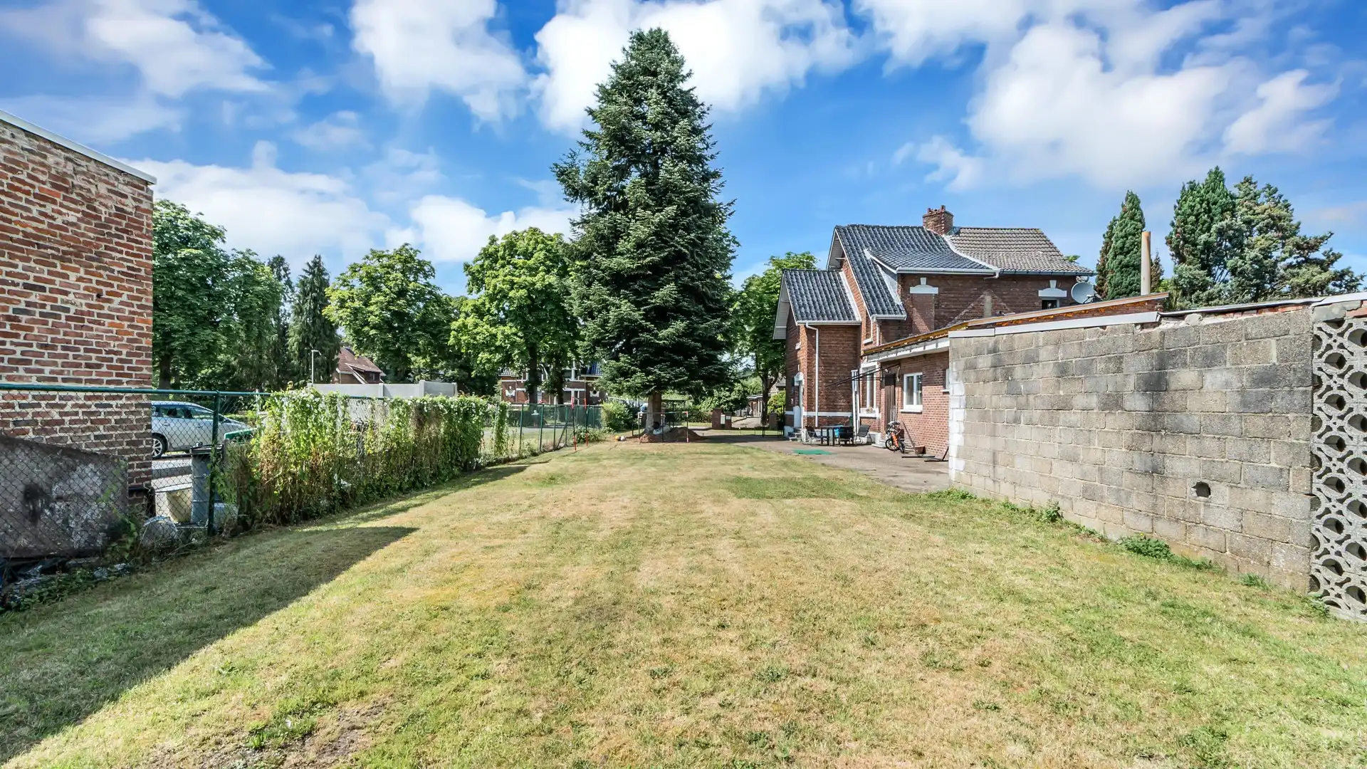 Karaktervolle woning op een ruim perceel van 8a 50ca in Maasmechelen foto 14