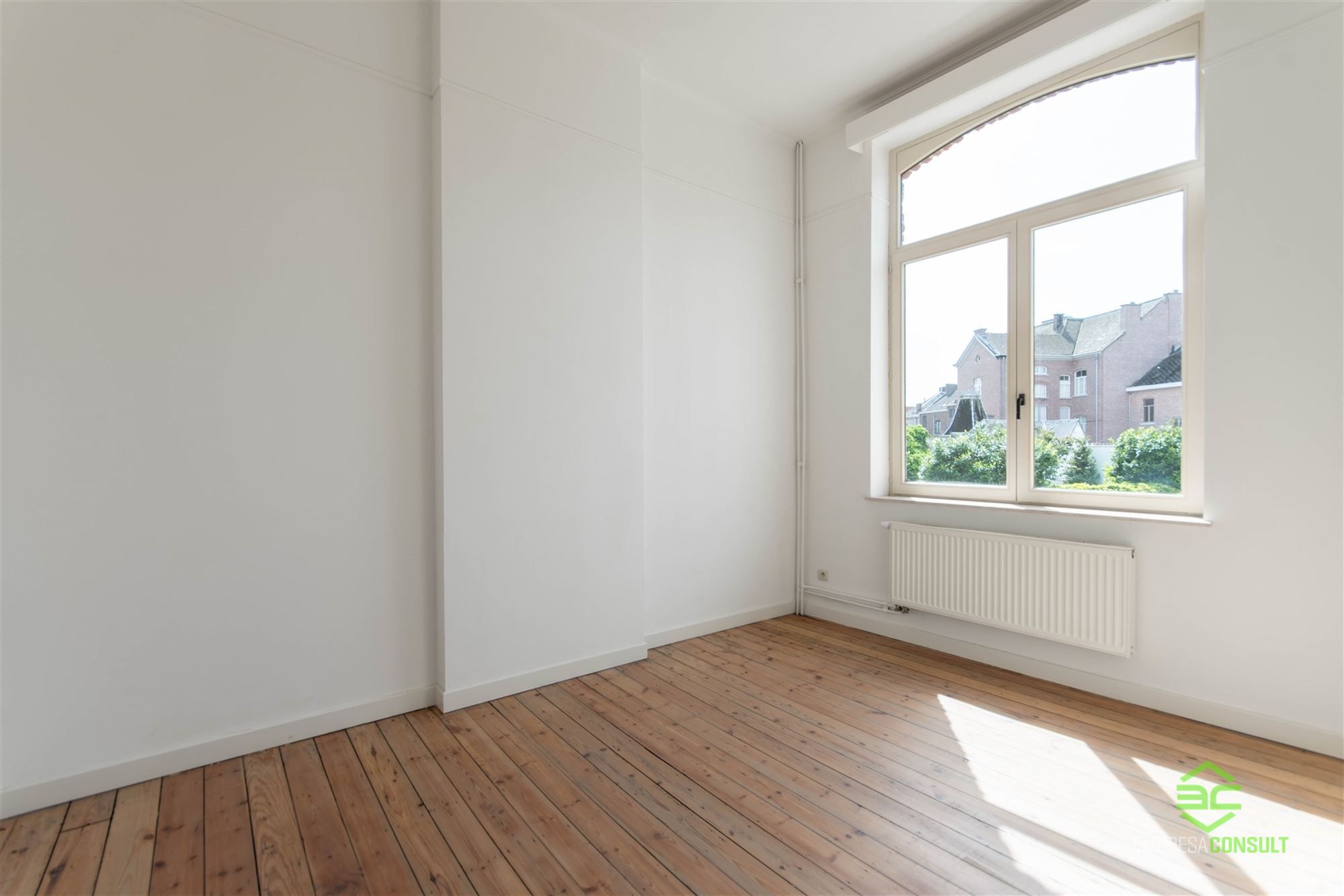 Karaktervolle gezinswoning met 3 slpk en stadstuin, in het centrum! foto 8