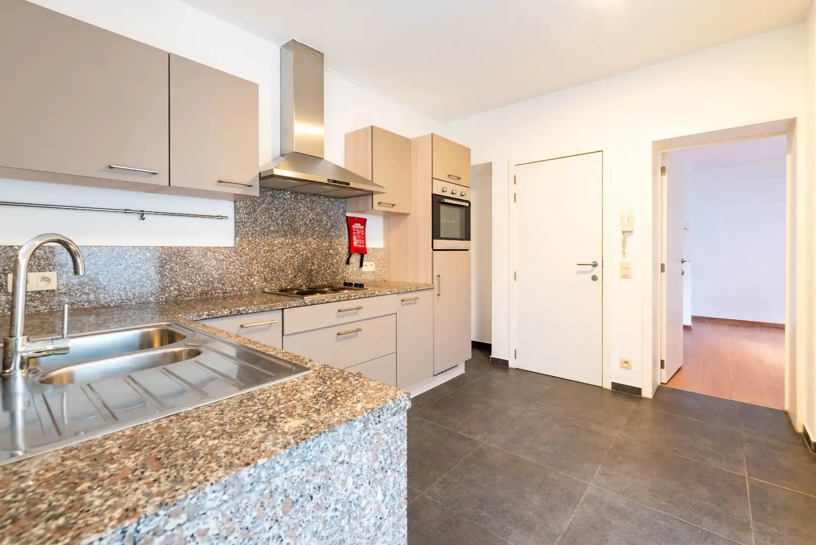 Gelijkvloers appartement foto 4