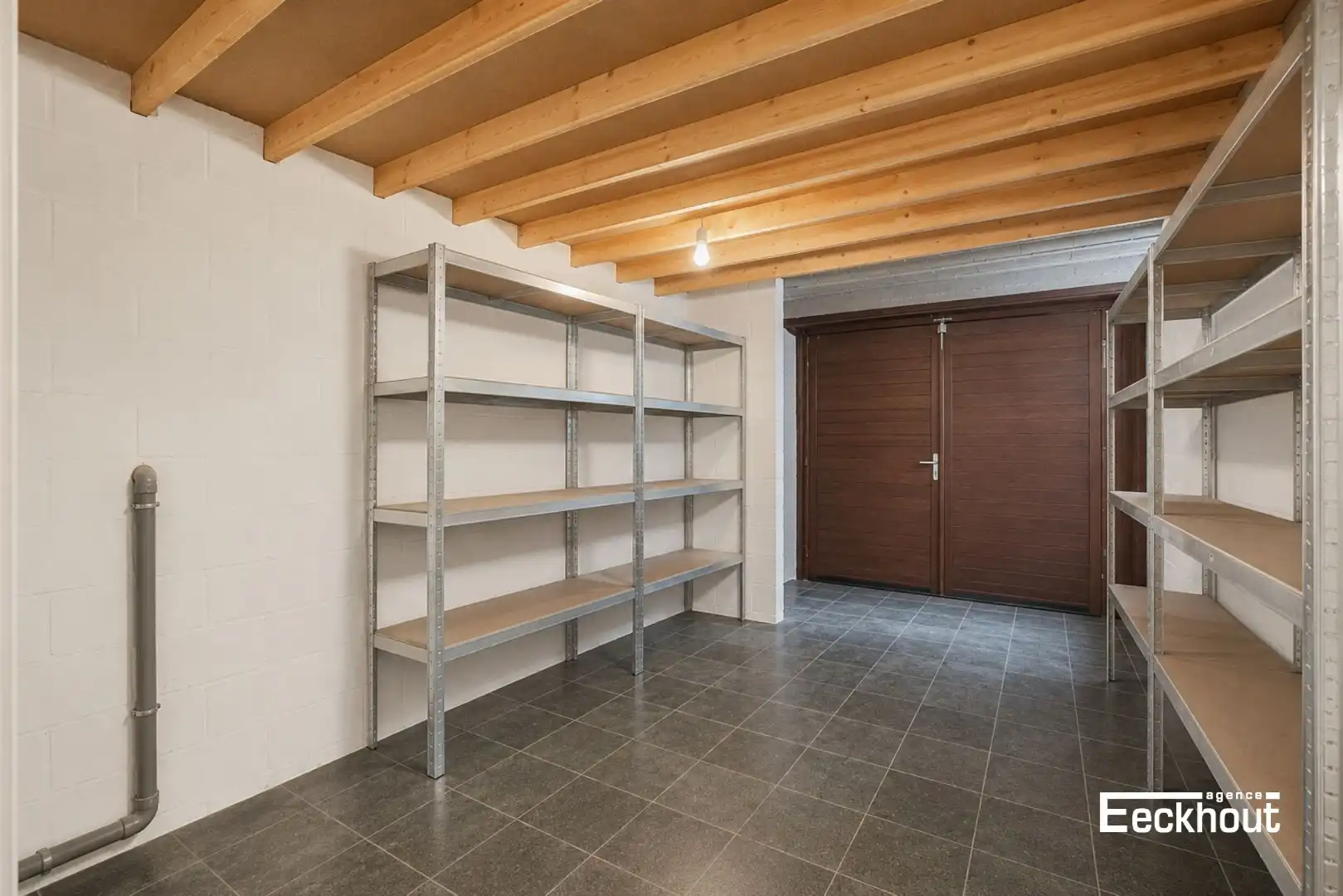 Gerenoveerd appartement met uitzonderlijk groot terras! foto 18